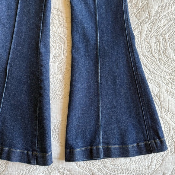 SPANX - Pintuck Flare Jeans - Raw Indigo - Picture 4 of 12